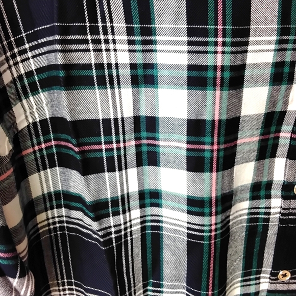 Catherine's Light Flannel Shirt 3X Womens with optional roll up sleeves - Picture 7 of 7